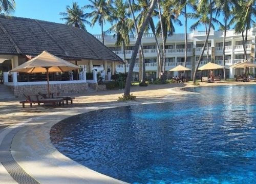 4- Days Mombasa Safari- Tsavo West, Amboseli, Tsavo East